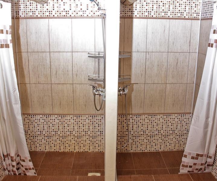 Hotel Falvarak Braszlav Kültér fotó