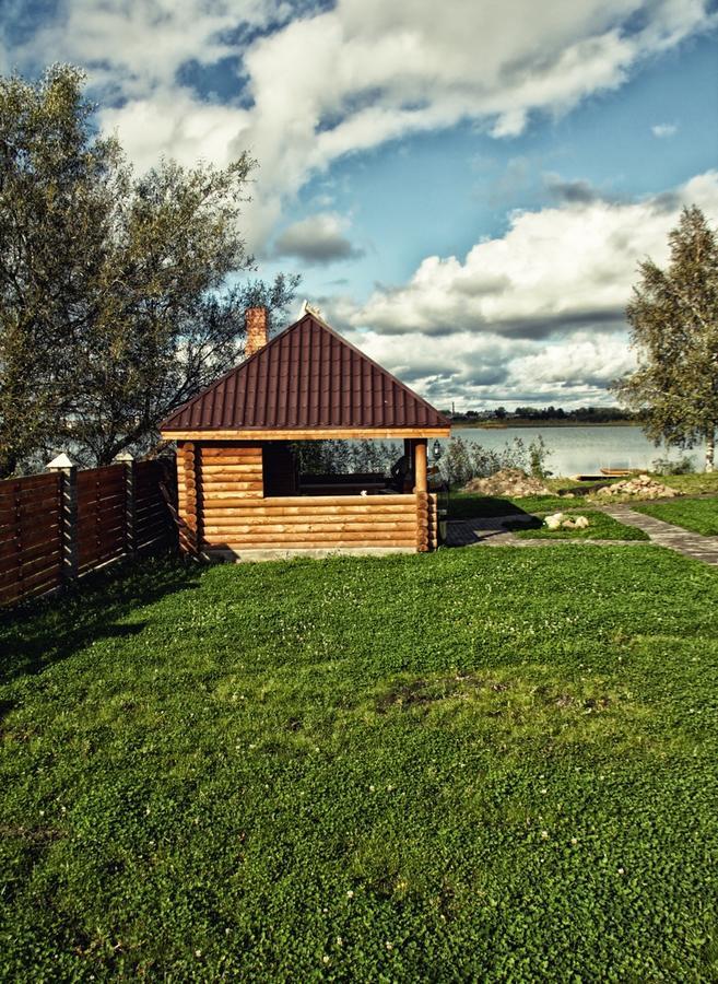 Hotel Falvarak Braszlav Kültér fotó