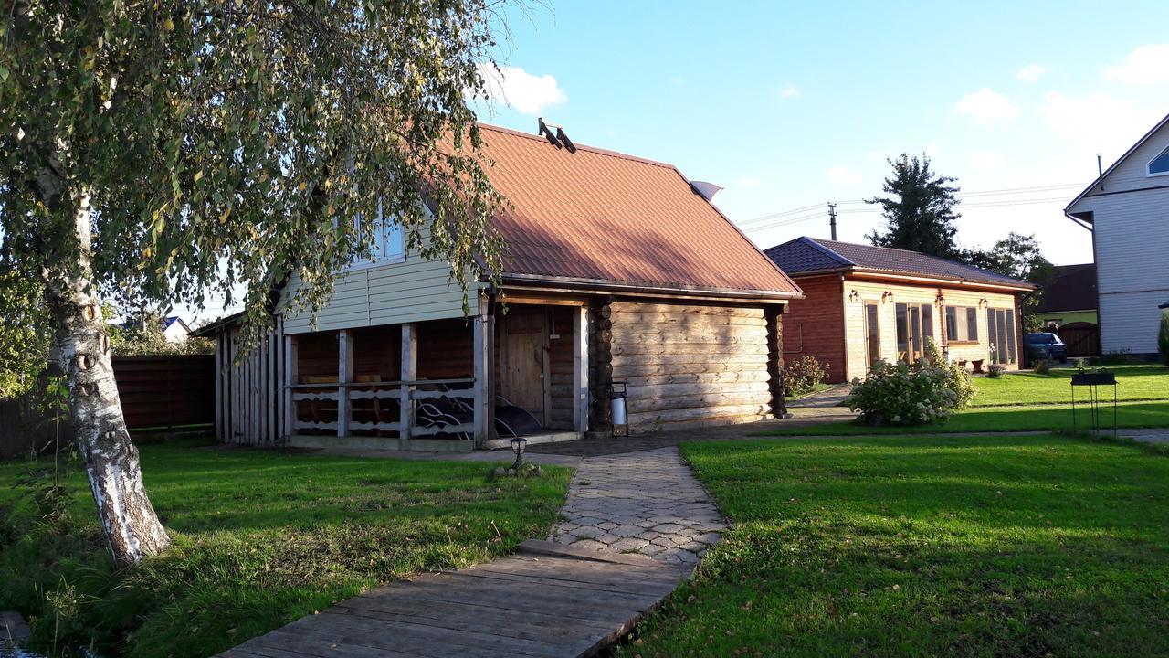 Hotel Falvarak Braszlav Kültér fotó